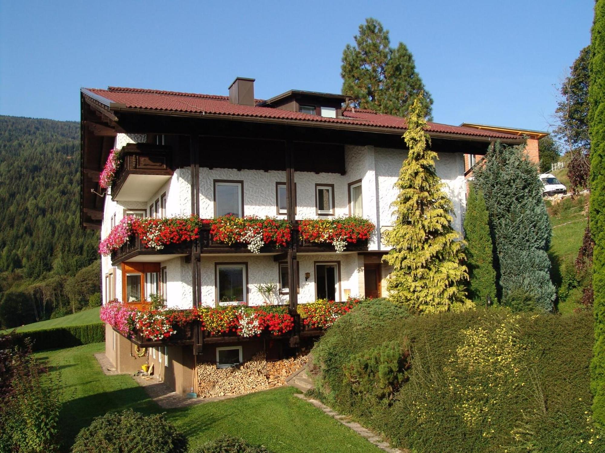 Cozy Apartment In Afritz Am See Near Gerlitzen Ski Area Экстерьер фото